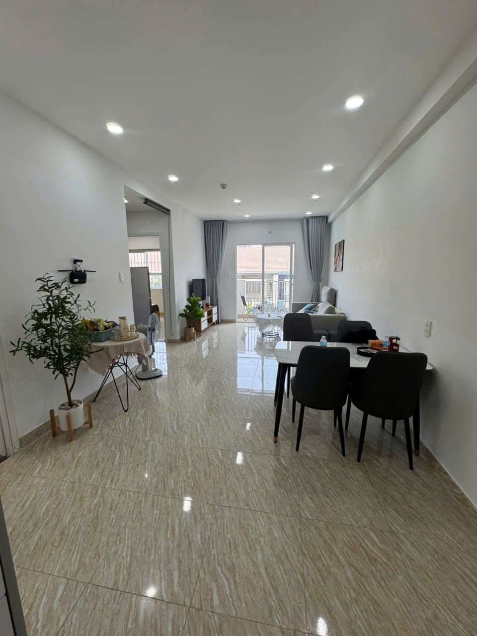 Affordable 2BR Hoang Quan Apartment for Rent in Nha Trang – Near the Beach